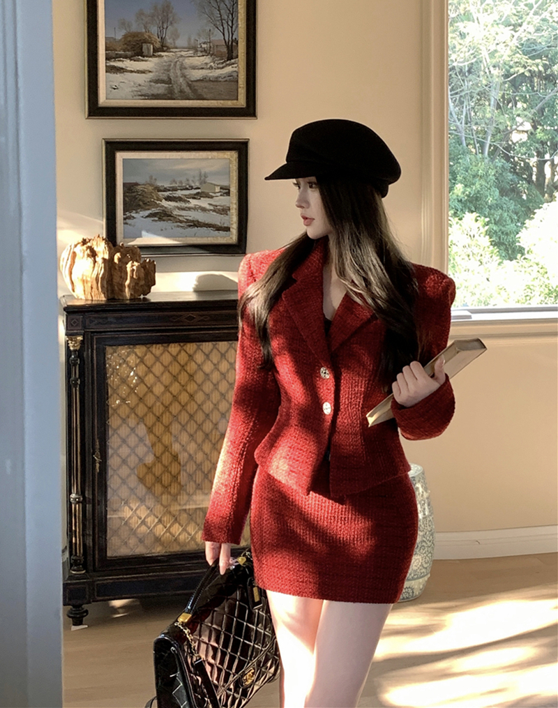 Real shot of retro sexy red Xiaoxiang waist slimming suit plus cotton woolen jacket + high waist skirt for women