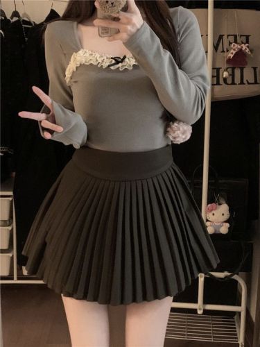 Real shot of winter sweet style lace splicing brushed thickened T-shirt women's bottoming shirt pleated skirt