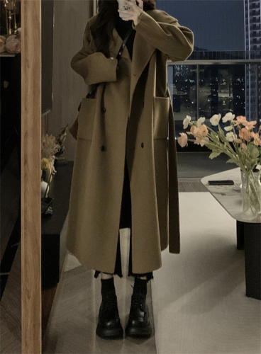 Permed 350g autumn and winter woolen coat for women, Hepburn style woolen coat, small Korean style