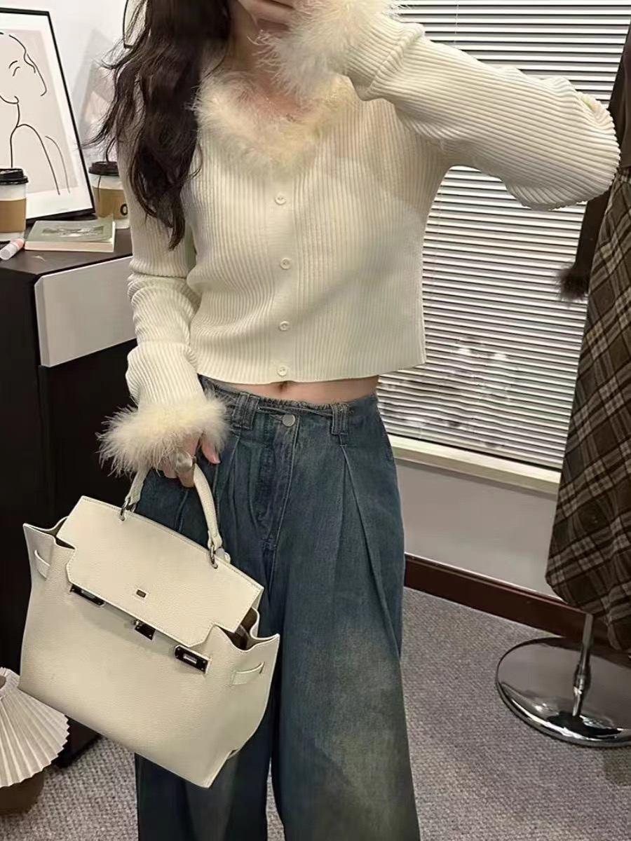 v領獨特别致毛毛邊針織開衫上衣女秋冬短款超好看高級感毛衣外套