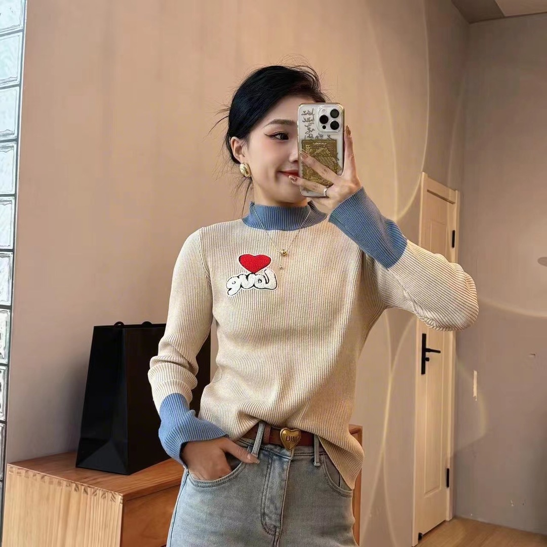 十三行愛心圓領套頭長袖針織衫女冬季新款韓版拼色修身顯瘦打底衫