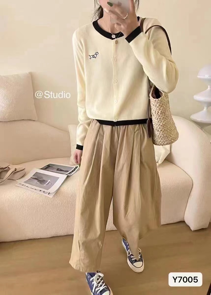 2023秋冬新款韓系圓領拼色刺繡單排扣百搭開衫上衣女