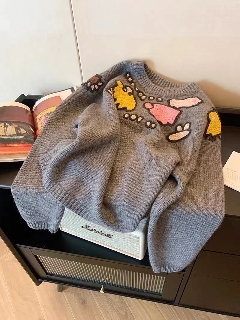 灰色卡通刺繡慵懶毛衣女秋冬外穿高級感2023新款溫柔減齡軟糯上衣