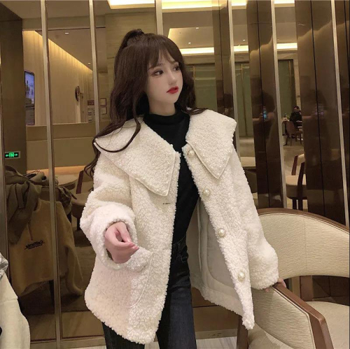 2023 Autumn and Winter New Korean Style Loose Student Doll Collar Imitation Lamb Wool Jacket for Women Versatile Beaded Jacket for Women