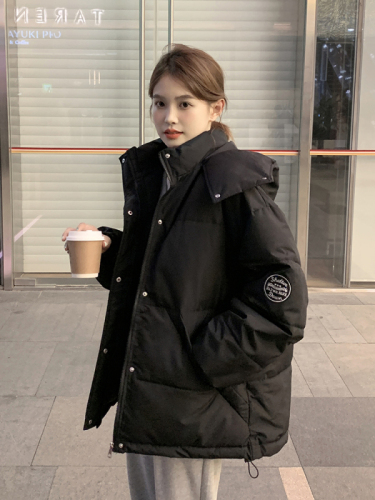 Real shot of Baishui women's black and white contrasting color down cotton coat for women in winter loose thickened short cotton coat ins women's jacket