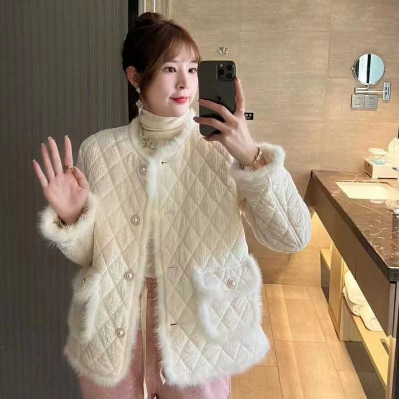 Internet celebrity Xiaoxiangfeng cotton jacket for women 2023 new winter light luxury fashion diamond quilted thickened jacket