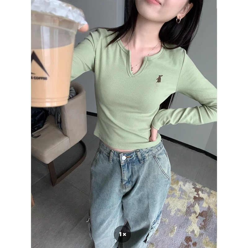 欲辣甜心~辣妹修身v領短款長袖打底衫內搭顯瘦正肩針織上衣