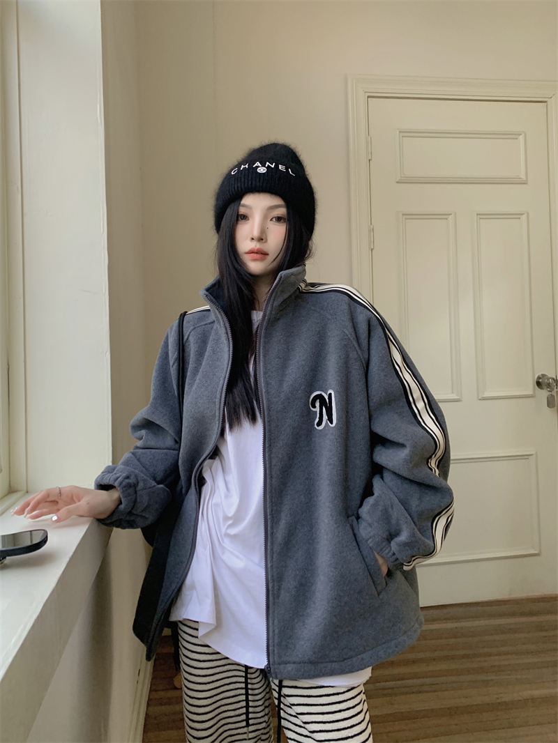 Actual shot: Soft and waxy polar fleece zipper jacket 2023 new autumn and winter cool and rustic loose long-sleeved jacket for women