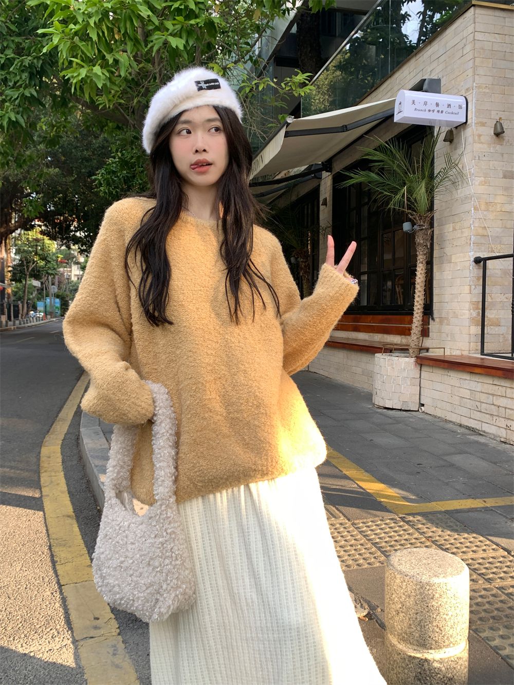 實拍韓系溫柔加厚圈圈紗寬鬆黃色毛衣+杏色蕾絲磨毛半身裙