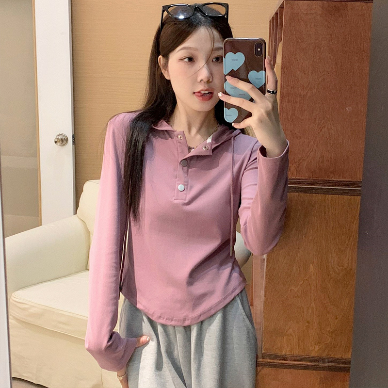 4色連帽紐扣長袖t恤女秋冬季百搭短款顯瘦微胖正肩上衣打底小衫