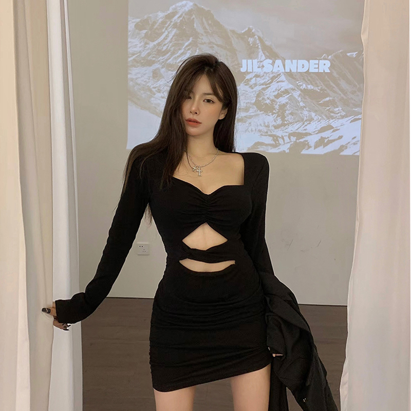 實拍！黑色鏤空長袖連衣裙女秋冬辣妹別致性感包臀裙子2376