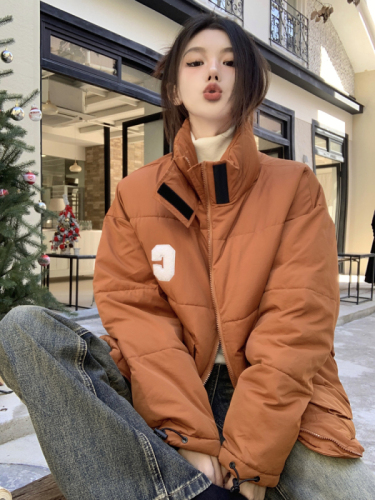 Real shot of thickened bread coat, American stand collar, retro large pocket cotton coat