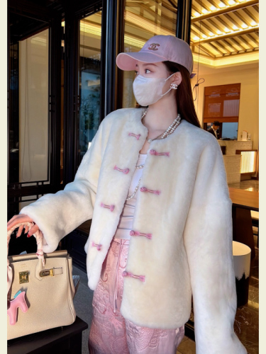 Winter high-end new Chinese style Tang suit with buckle mink velvet jacket lamb wool thickened women's clothing autumn and winter