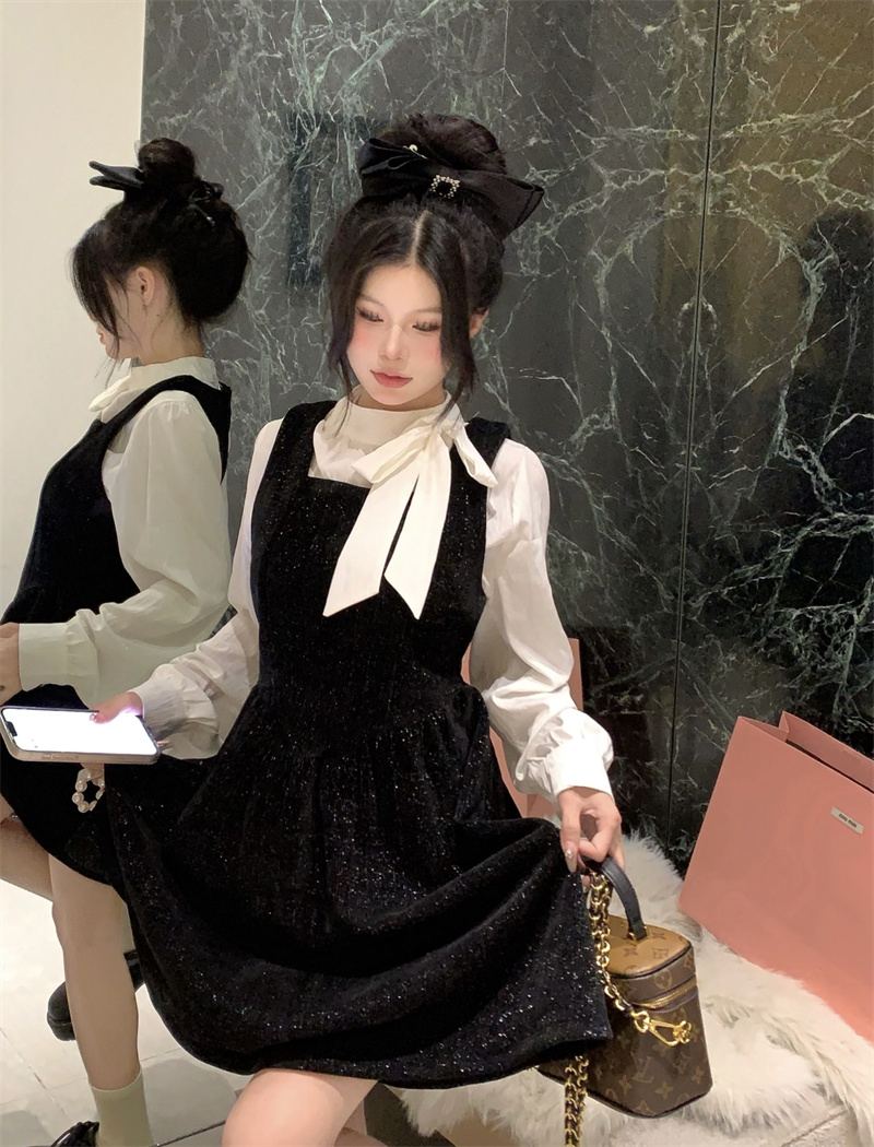 實拍~2023新款法式名媛感蝴蝶結襯衫女氣質亮晶晶小黑裙套裝