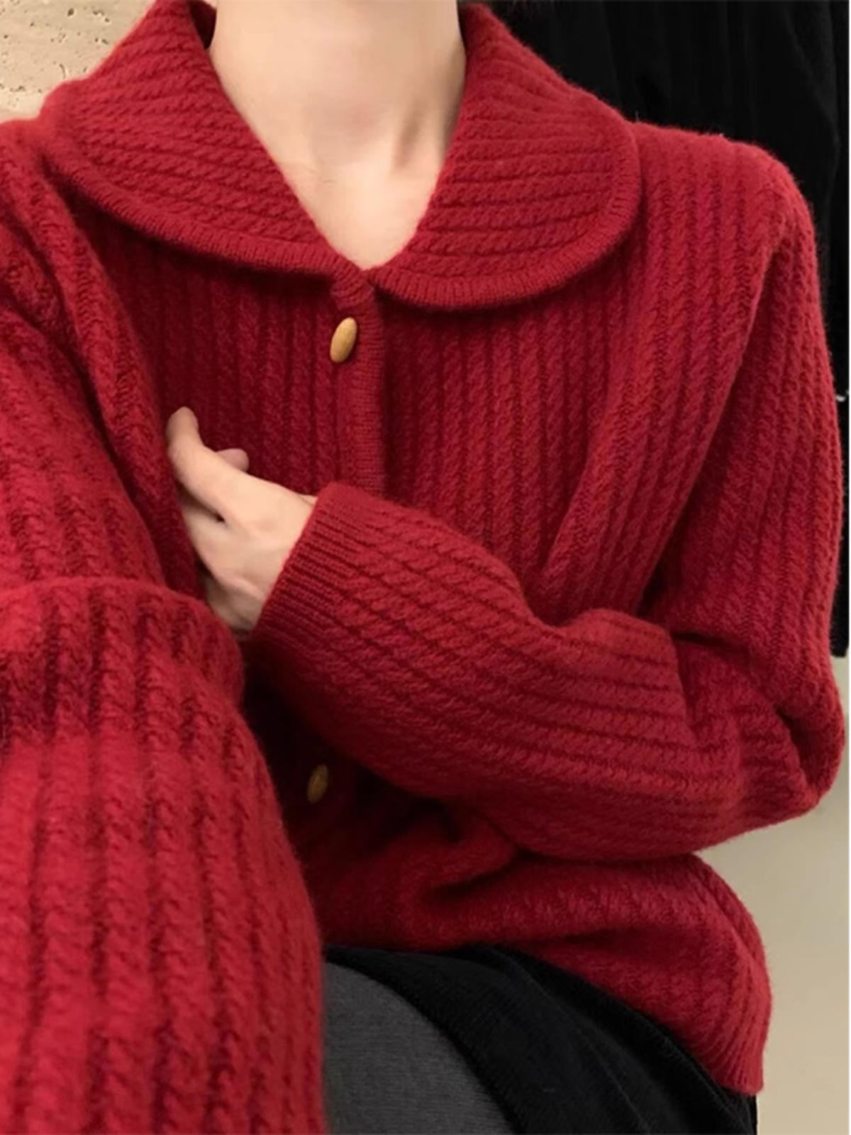 紅色聖誕翻領牛角扣毛衣外套女秋冬慵懶風復古針織衫軟糯加厚上衣