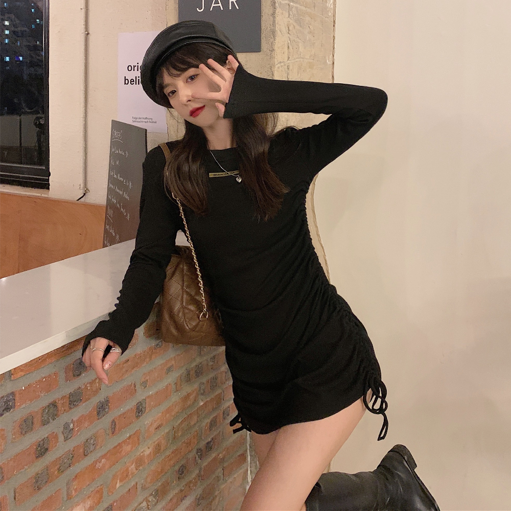 實拍  有氨 德絨 磨毛抽繩連衣裙女辣妹風小黑裙
