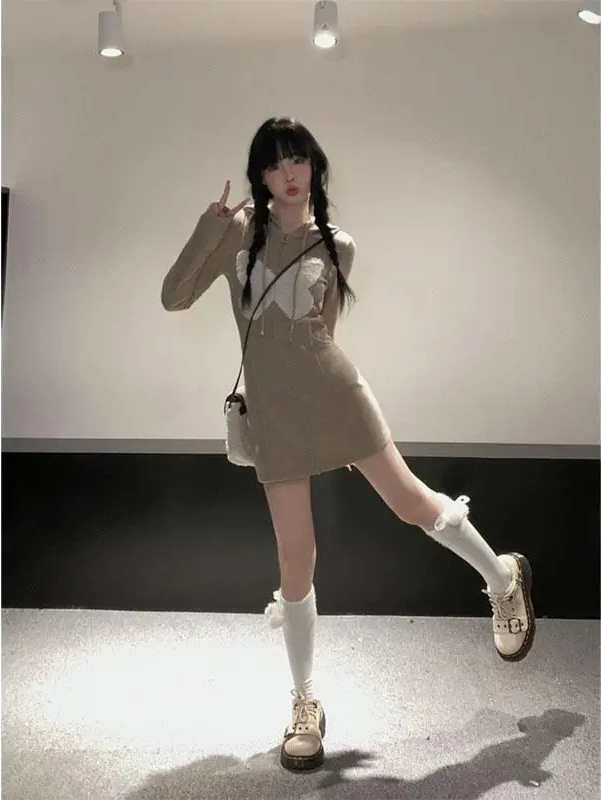 美拉德連帽收腰連衣裙小個子可穿長款短款楓葉蝶溺水三魚同款