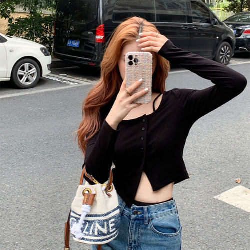 Three-color pure lust style irregular short long-sleeved T-shirt women's autumn and winter design niche inner layering shirt top