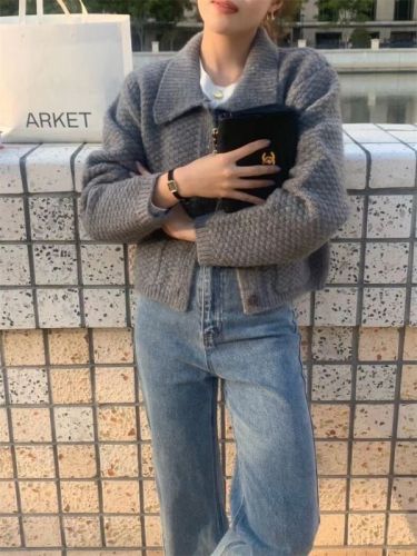 韩版减龄翻领羊毛毛衣外套女冬季单排扣宽松针织开衫女