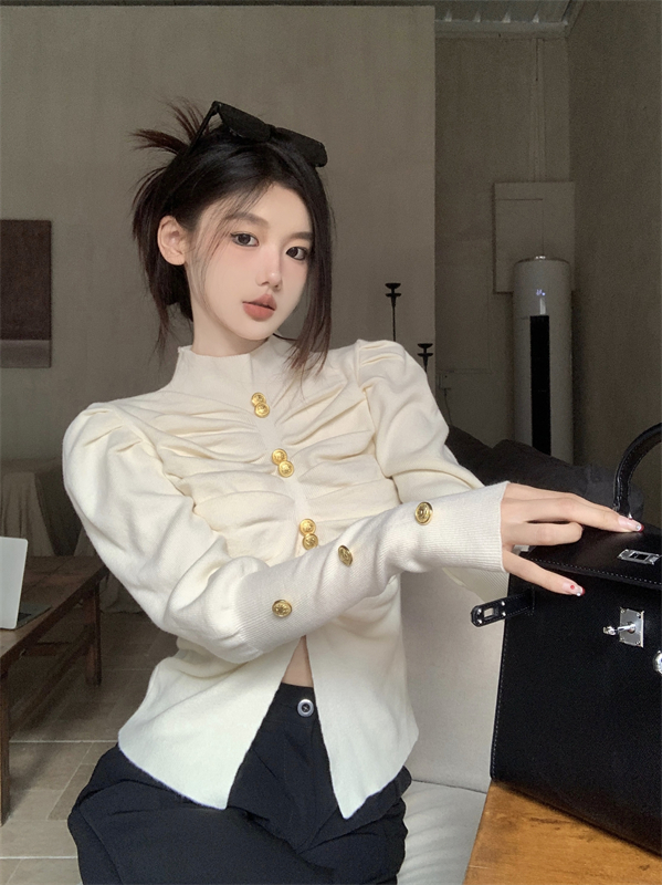 實拍高級感杏色泡泡袖打底毛衣女秋冬季輕奢氣質修身顯瘦上衣