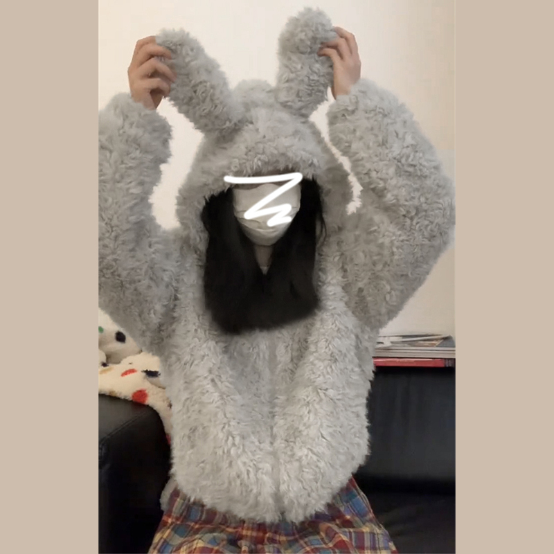 Cute bunny ears thick coat for women early winter 2023 new lazy style imitation lamb plush hooded short cardigan