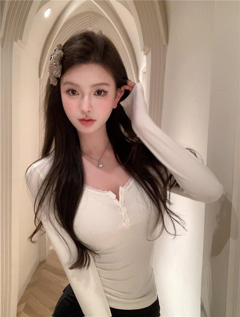 實拍~內搭打底衫蕾絲領口修身長袖上衣女