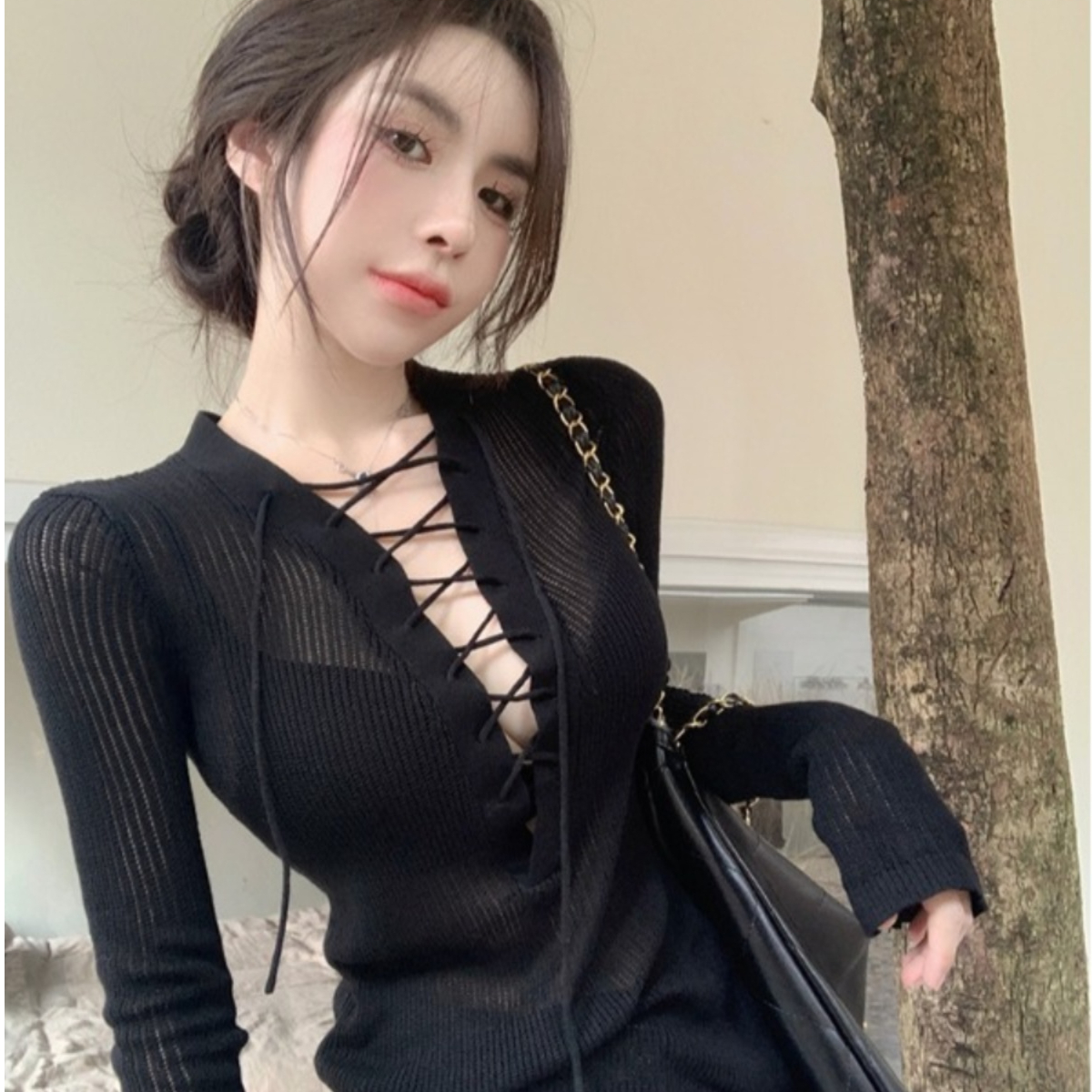 歐美辣妹上衣女秋季薄款性感系帶V領打底長袖短款修身顯瘦針織衫