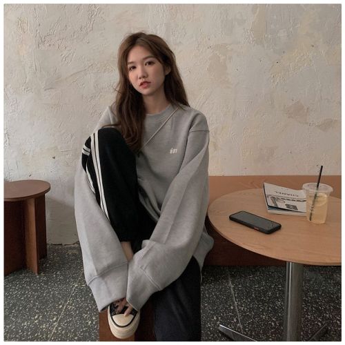 Plush velvet and thickened American printed sweatshirt for women, mid-length loose round neck long-sleeved student age-reducing casual top