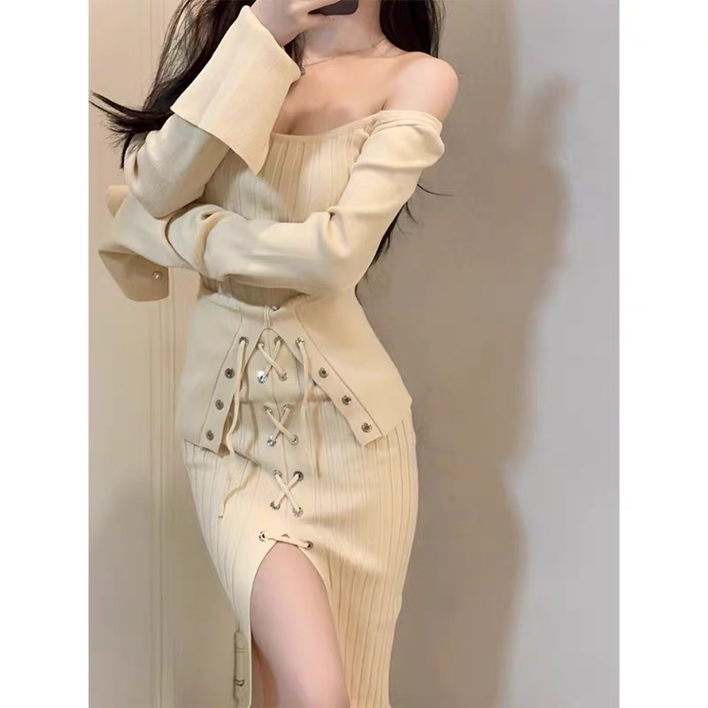 套裝女秋季韓版純欲風u型領短款氣質長袖針織衫開叉包臀裙兩件套