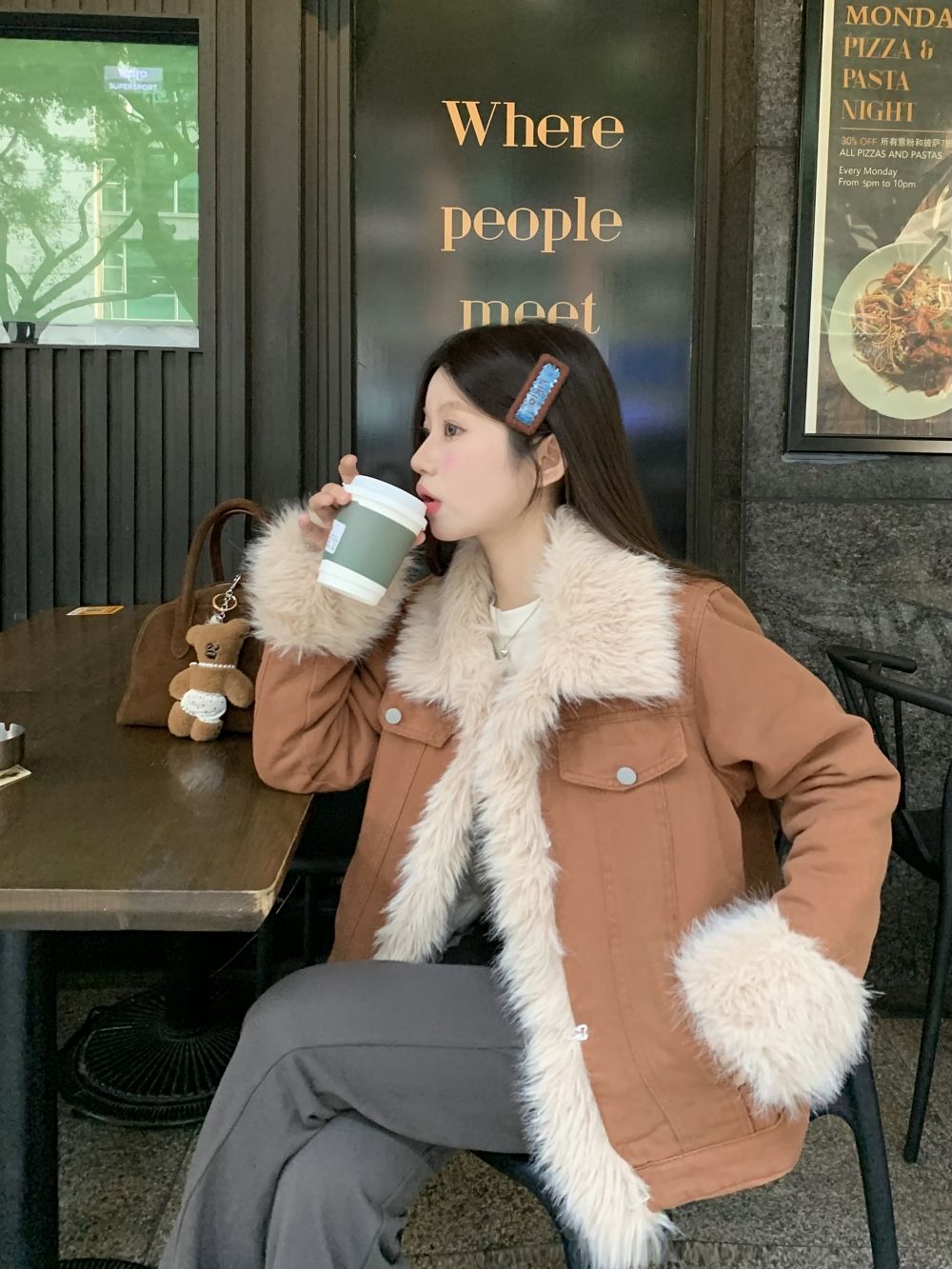 Real shot of three-standard Chimelad fur collar lambswool coat for small women, thickened and warm cotton-padded clothes