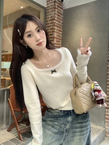 Short bow sweater for women in autumn and winter  new style lazy style high-end super good-looking inner pullover sweater