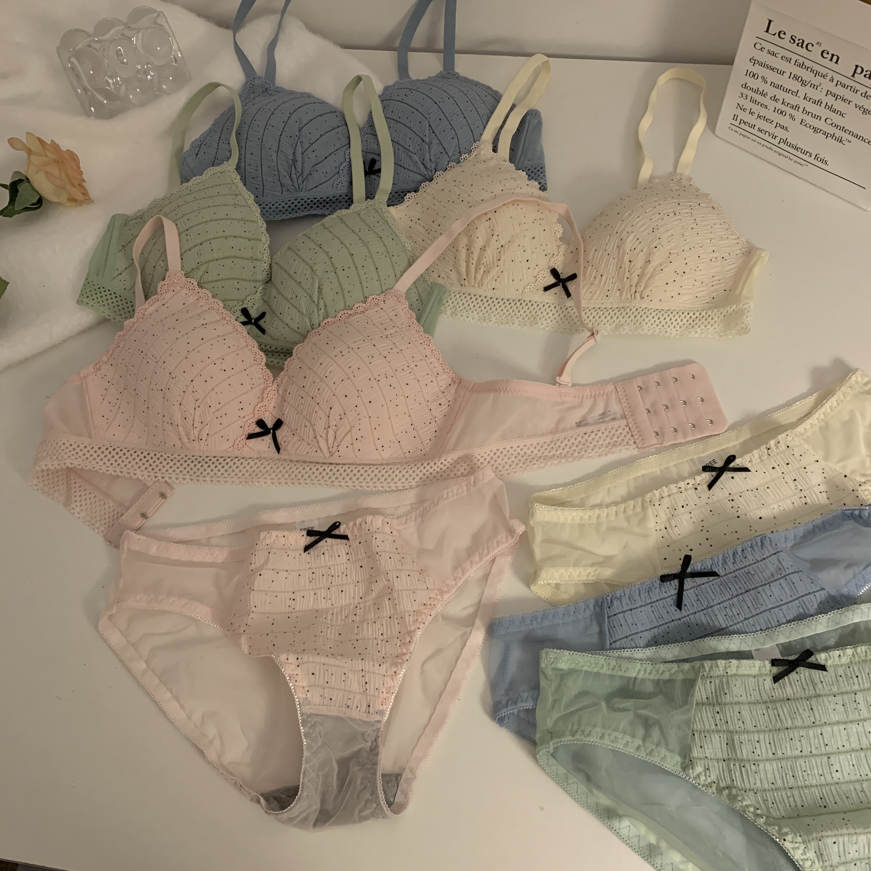 實拍 法式內衣女小胸聚攏防下垂純欲少女風文胸套裝