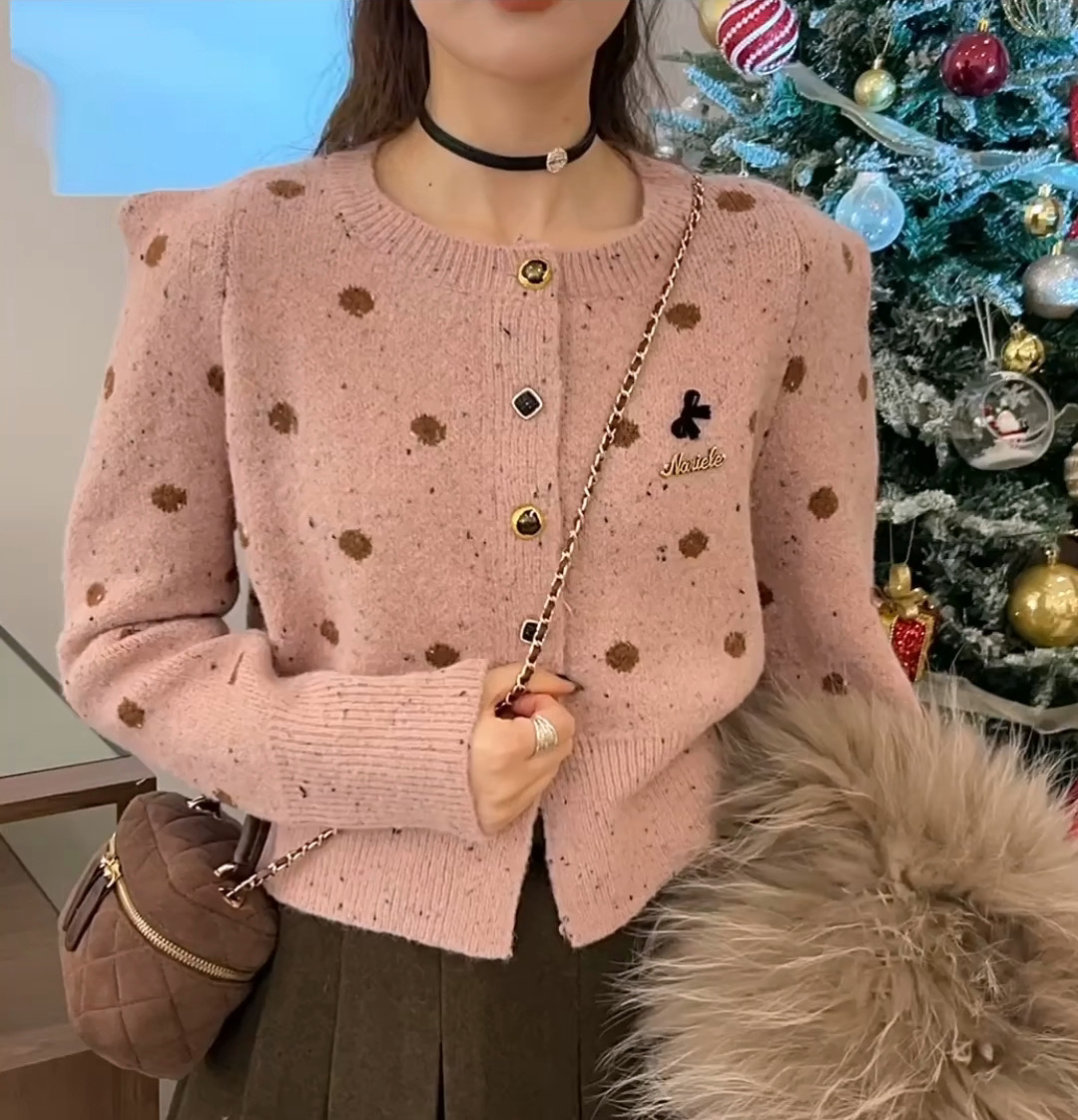 法式圓領針織開衫秋冬季新款女慵懶風紅色單排扣高級外搭毛衣外套