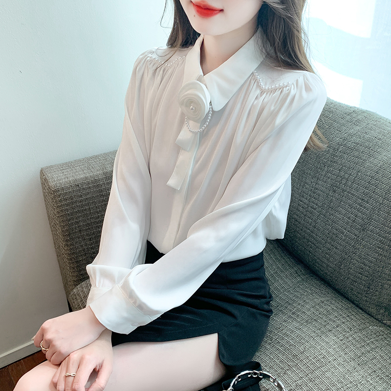 已出貨2024春季新款女襯衫設計感小眾款緞面時尚長袖衫襯衣