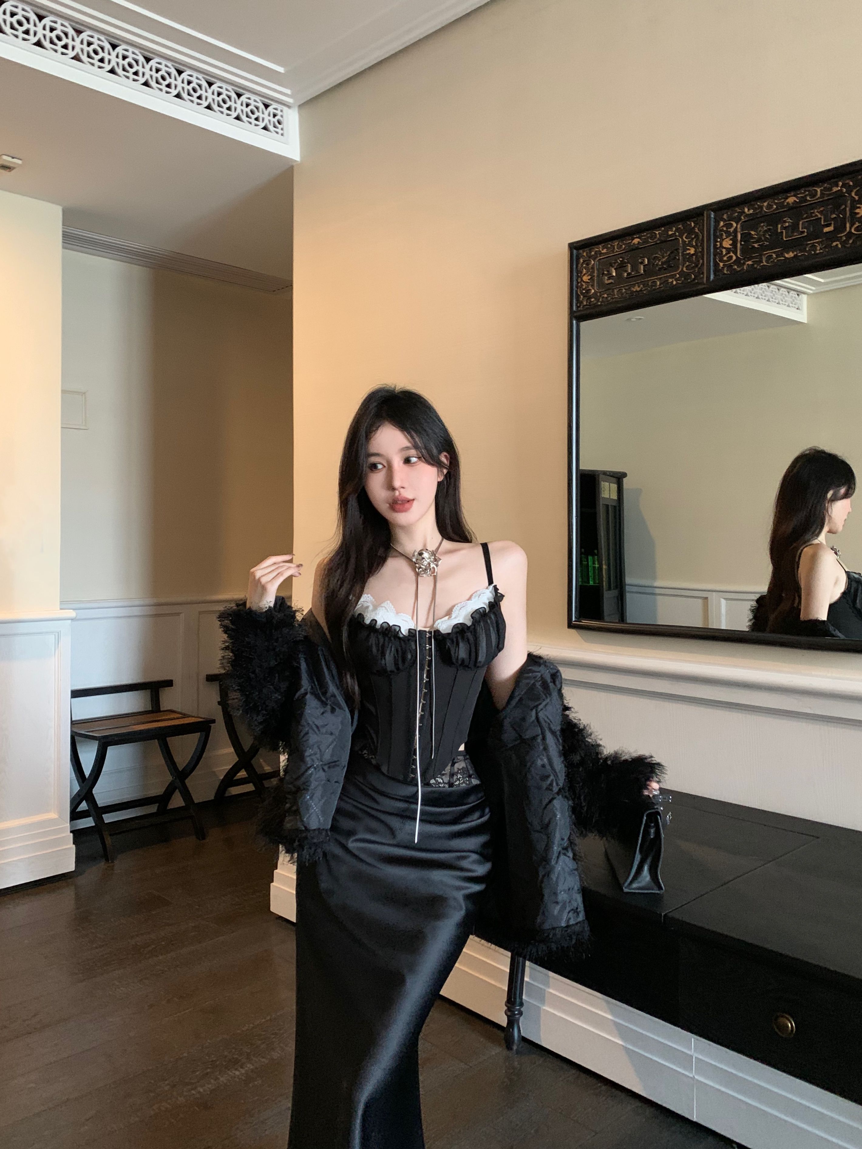 實拍 性感辣妹吊帶抹胸秋冬蕾絲拼接包臀裙套裝