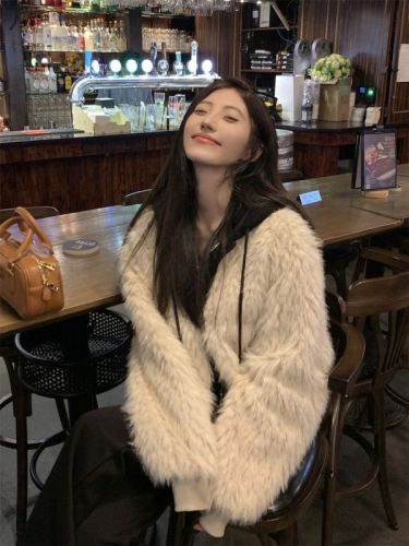 Actual shot ~ Korean style fashionable loose casual contrast color hooded splicing long-sleeved fur coat for women