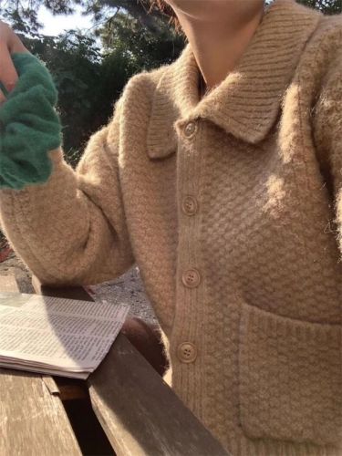 韩版减龄翻领羊毛毛衣外套女冬季单排扣宽松针织开衫女