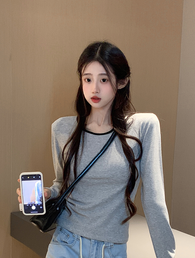 實拍~圓領修身顯瘦內搭長袖T恤早秋