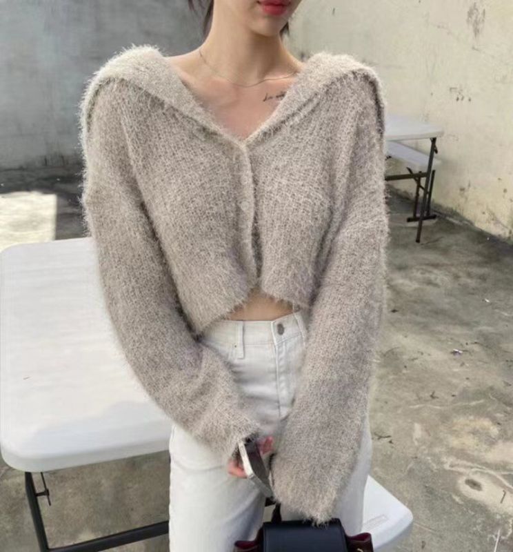 Korean Dongdaemun autumn and winter French navy collar solid color buttoned long-sleeved anti-mink velvet soft waxy short sweater coat trendy