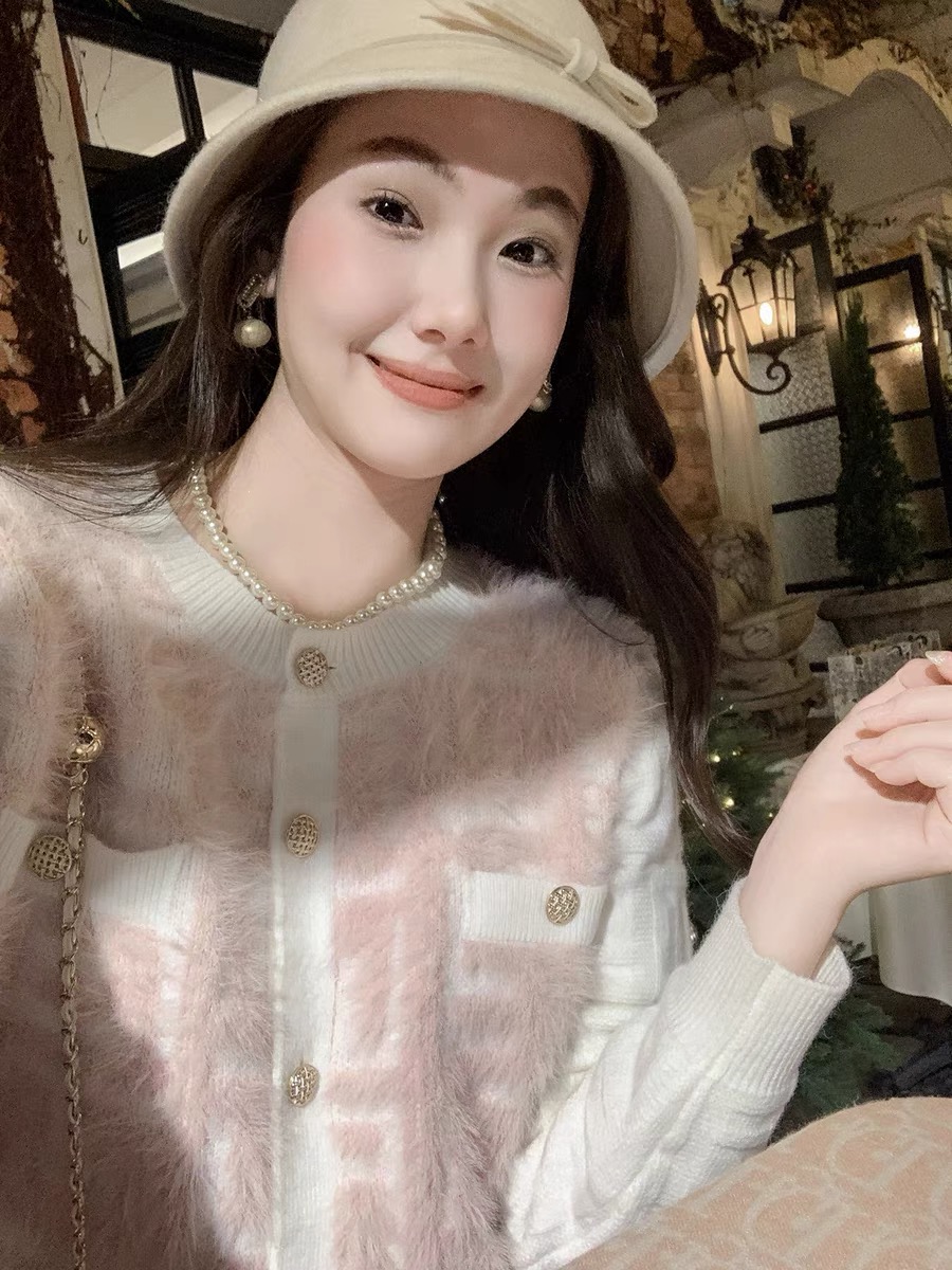 魚兔子的兔子水貂絨毛衣女秋冬2023新款溫柔風寬鬆圓領針織開衫女