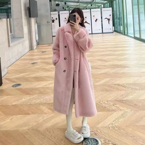  Winter New Winter Gold Mink Fur Coat Loose, Warm and Slim Long Furry Cold-Resistant Coat for Women