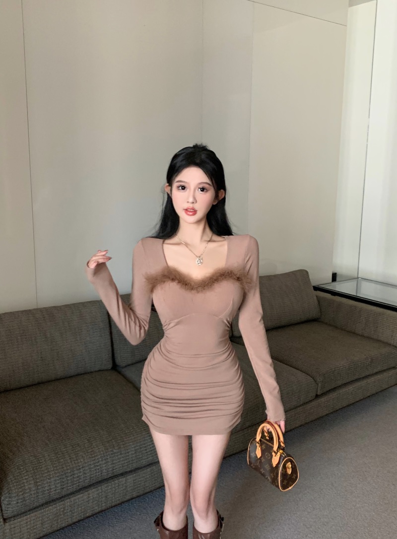 實拍！！純欲辣妹修身包臀毛毛領設計感性感連衣裙