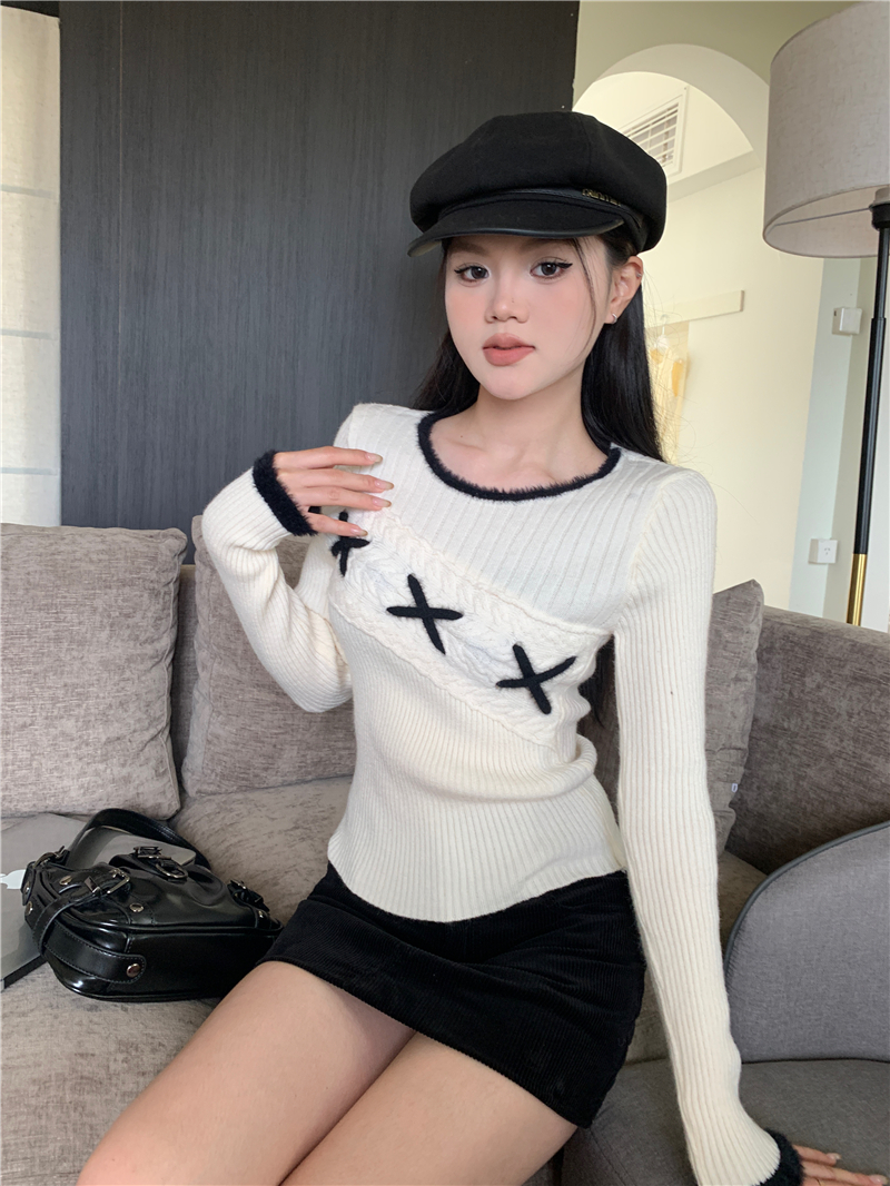 實拍 奶糕少女復古設計感修身內搭毛衣針織衫