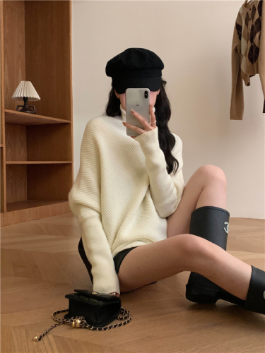 Actual shots, autumn and winter~ Irregular turtleneck sweater, gentle Korean style lazy style thickened knitted top