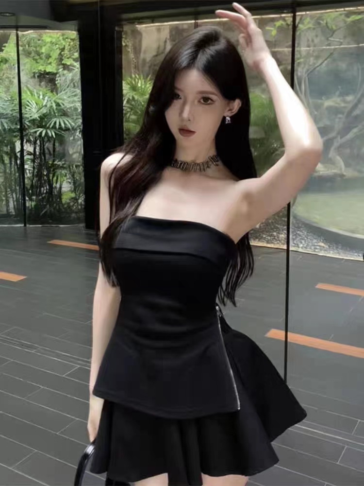 官圖STRIVE/尤美子 微胖mm美式設計感拉鏈抹胸女辣妹花苞裙褲套裝