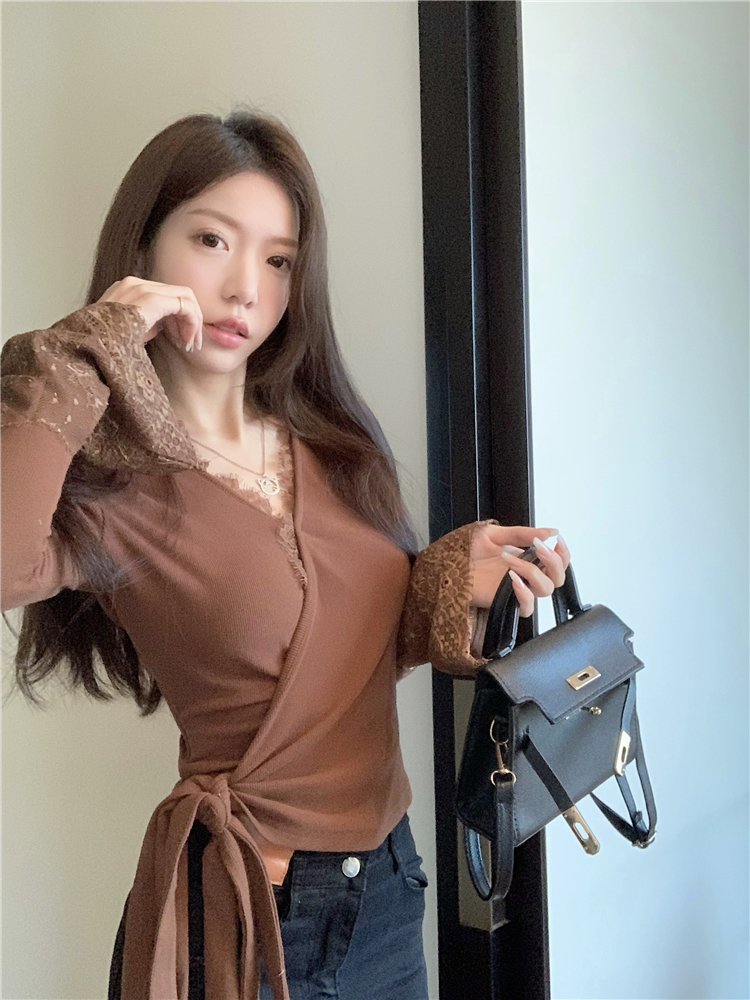 實拍~秋冬新款女V領蕾絲拼接綁帶修身顯瘦內搭上衣