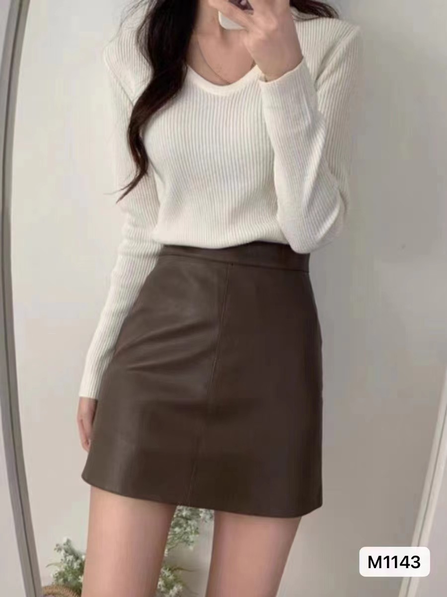 黑色a字小皮裙半身裙女秋冬新款純色百搭修身顯瘦一步裙pu皮短裙