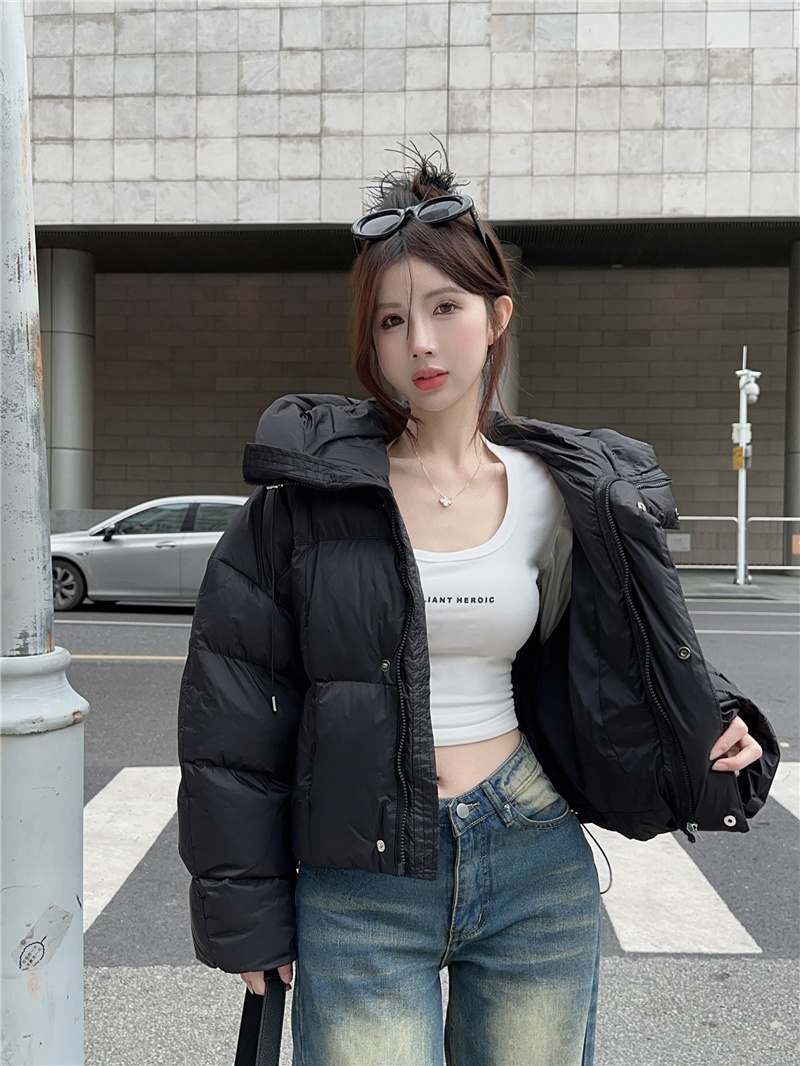 實拍~連帽羽絨服女短款2023冬季新款加厚小個子麵包服外套潮