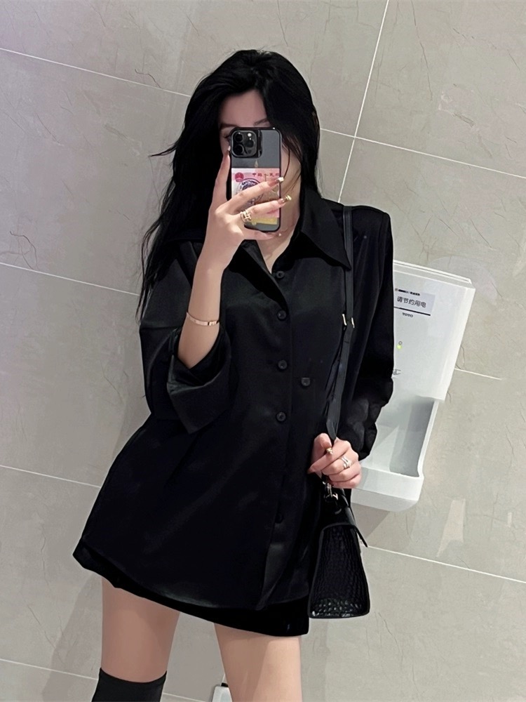 鴿子的衣櫥黑玫瑰顯瘦長袖襯衣時尚小眾寬鬆設計感緞面襯衫+短裙