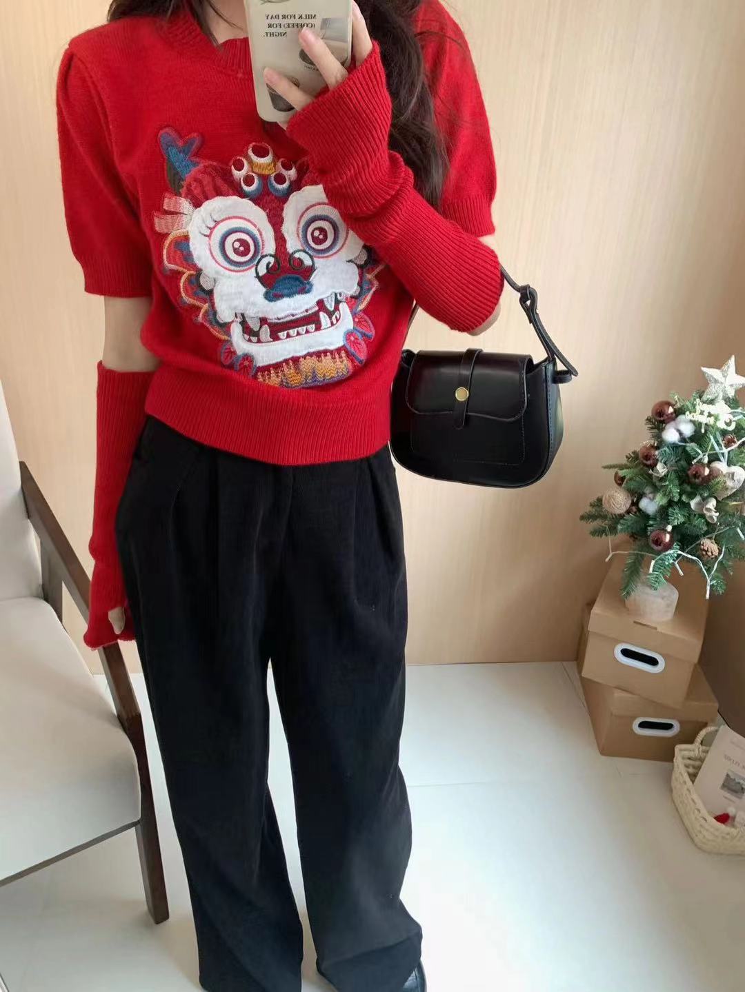 聖誕紅色本命年龍年衣服毛衣女款2023新款冬季超好看短款針織上衣